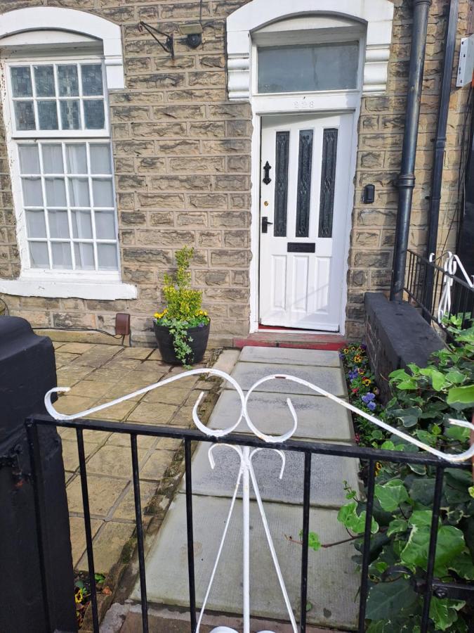 Maryann'S Hotel Huddersfield Exterior photo